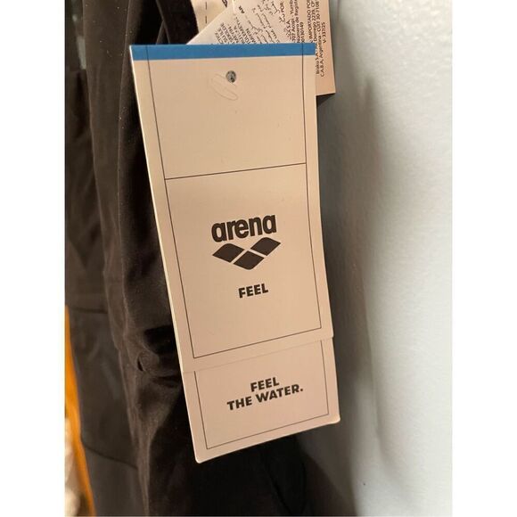 Brand New Arena Women’s Size 34Black Vented Mesh Panel Swimsuit One Piece - Picture 4 of 9